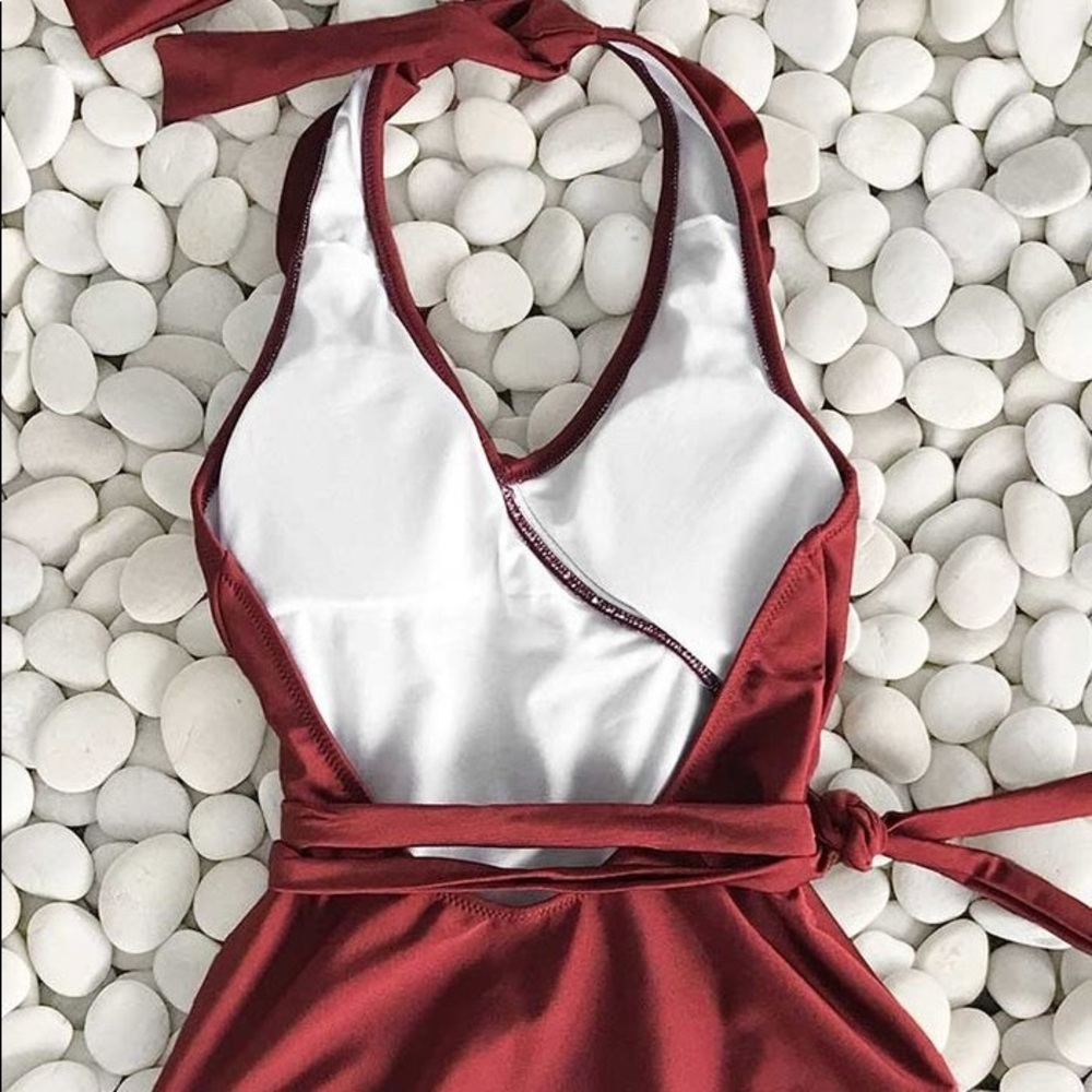 Cupshe | Halter Ruffle One Piece - Picture 3 of 4